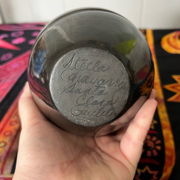 Santa Clara Pueblo Stella Chavarria Signed Carved Blackware Pottery 4 1/2” Jar - Picture 8 of 8